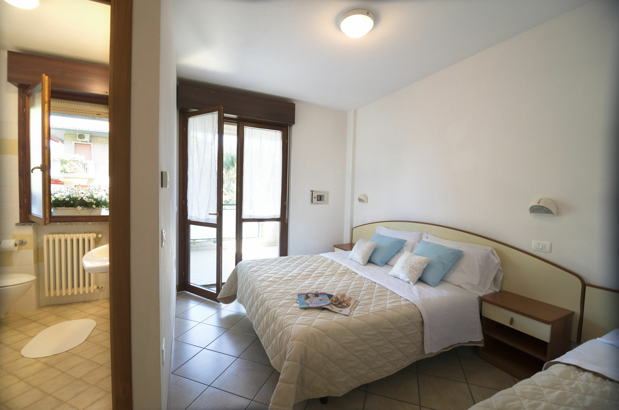 Residence Pineta Verde Milano Marittima Eksteriør billede